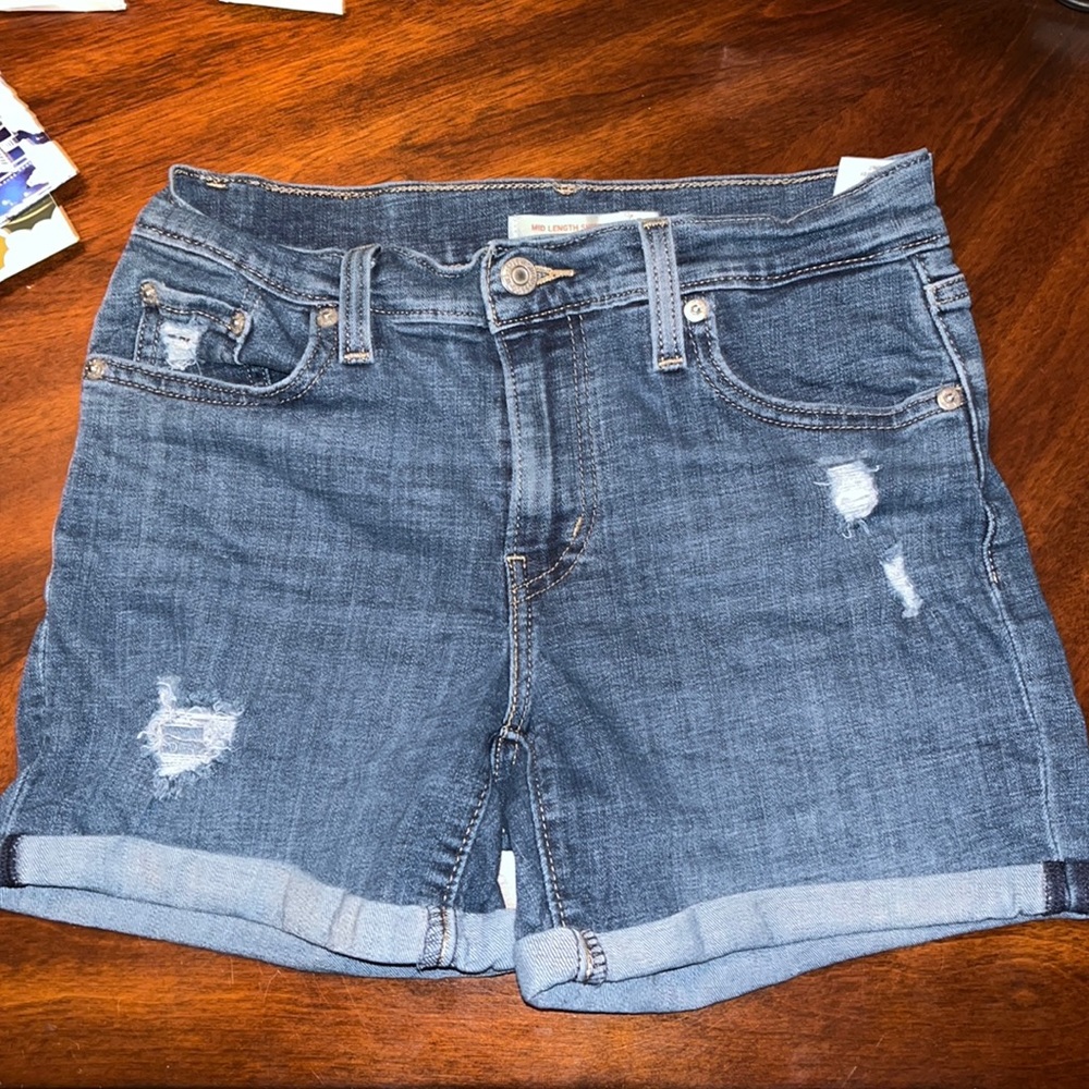 Levi's Mid-Length Jean Shorts - Size 2/26
